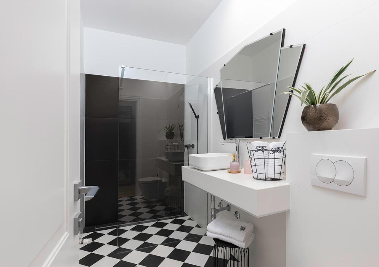Pierrot & Pierrette Apartman Zágráb Kültér fotó